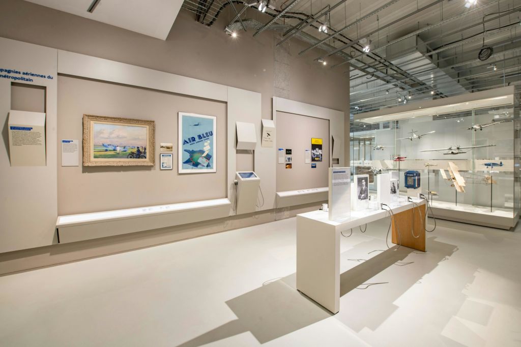 상설전시관 - 고원 4층 - La Poste Aérienne