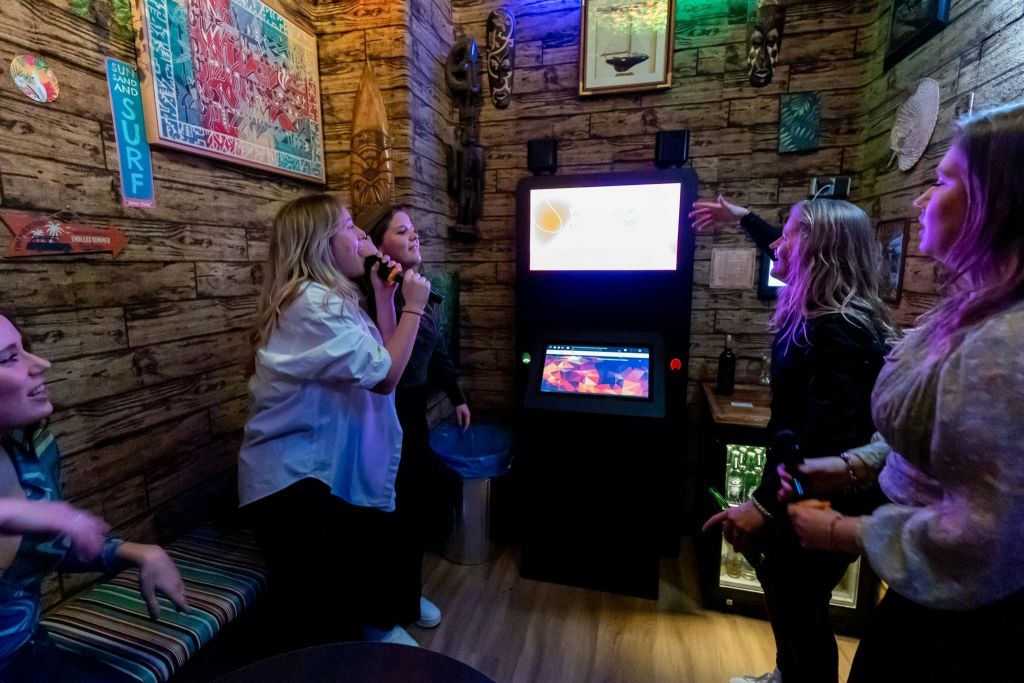 노래방은 행복입니다 - 우리의 DNA에 있습니다!