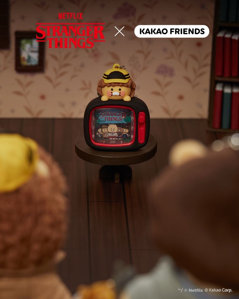 STRANGER THINGS KAKAO FRIENDSコラボ　マイク Stranger Things x Kakao Friends collab goods | NOL World