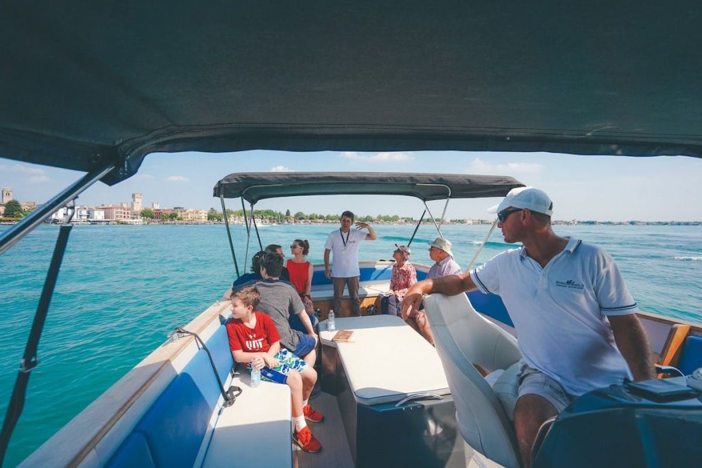 시르미오네 보트 투어