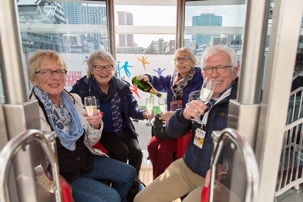 즐거운 차량 서비스 되세요