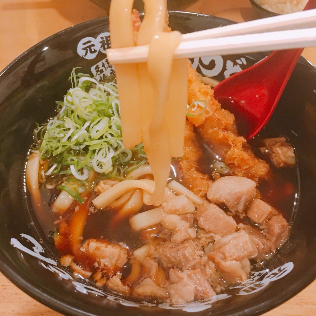 원조 니쿠니쿠 우동 나카스 점