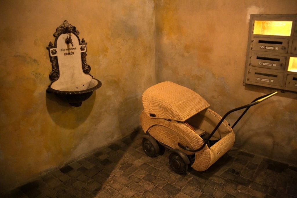 미술관 전시의 일부