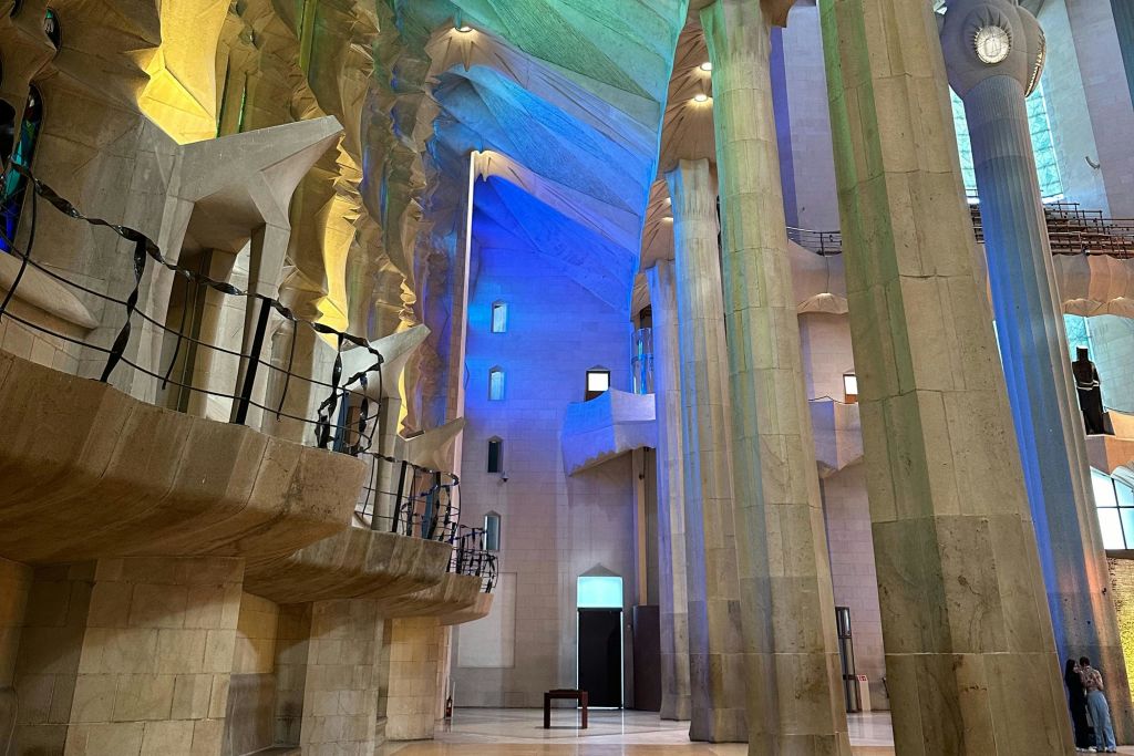 더투어링판다스