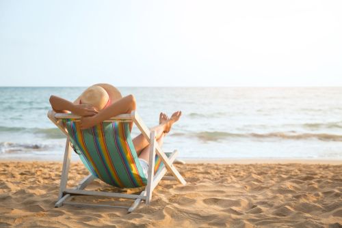 휴양지에서 늘어지게 쉬기 🏖