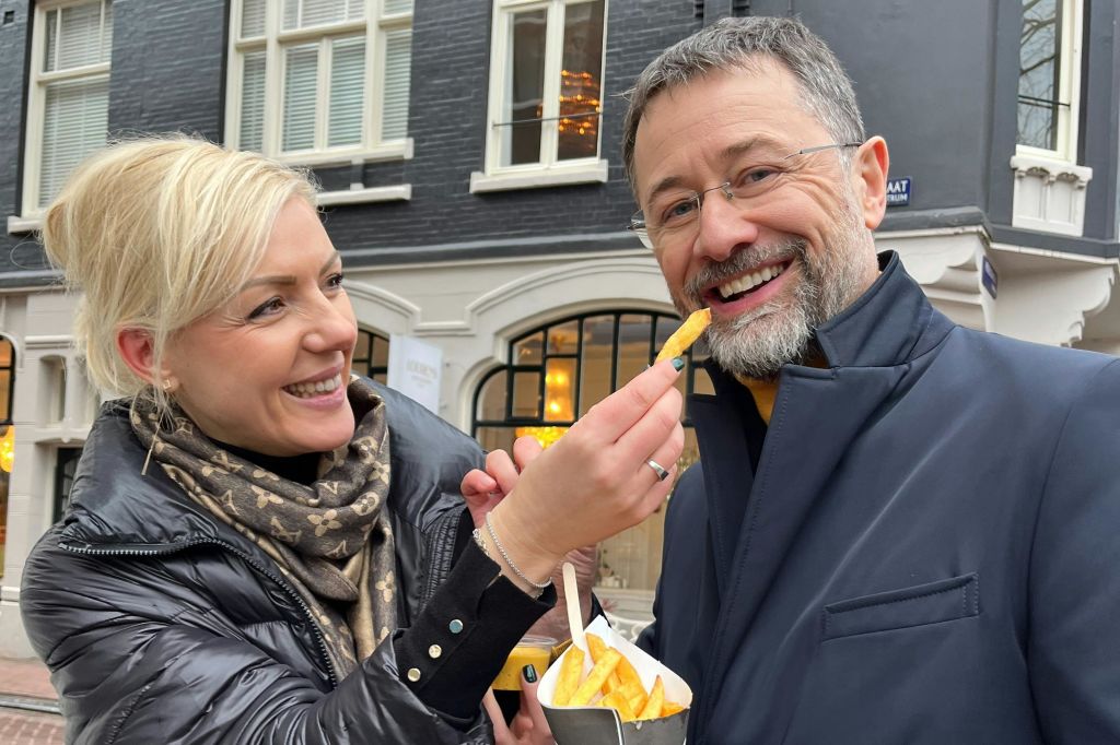 네덜란드 최고의 감자튀김을 맛볼 준비가 되셨나요?