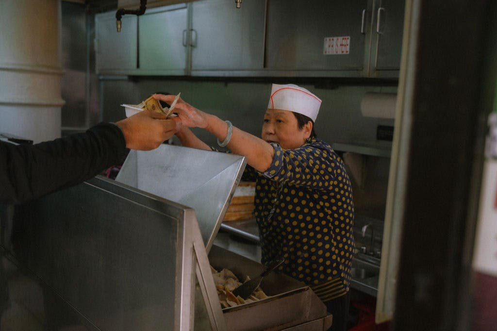 차이나타운의 튀긴 만두.