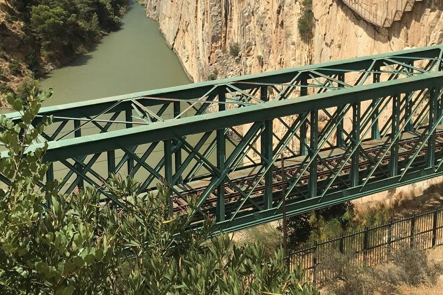 비아스델트렌카미니토델레이