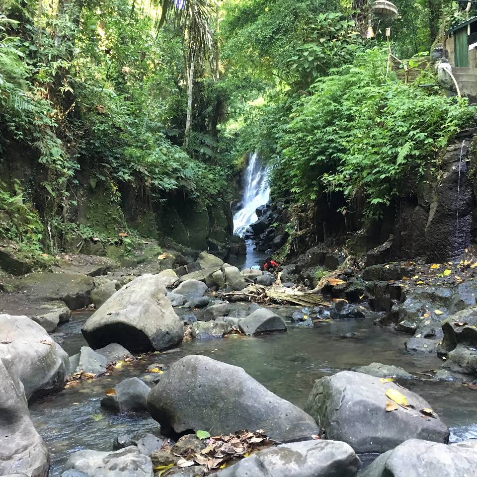 Kanto Lampo Waterfall