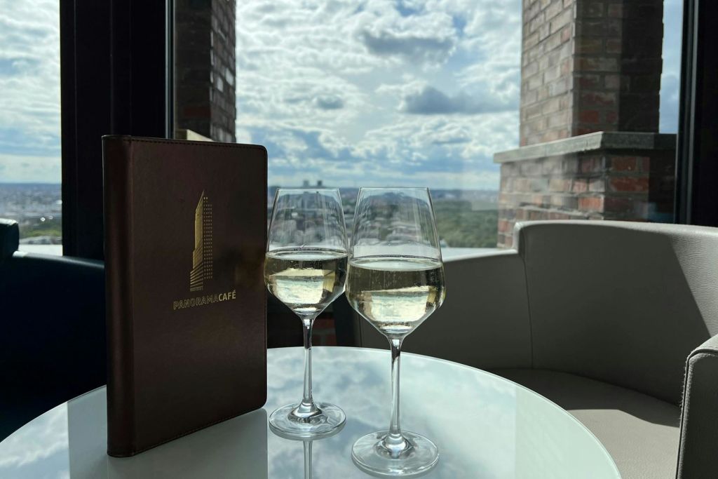 크레망, 파노라마카페, 파노라마펑크트, 포츠다머플라츠, 베를린