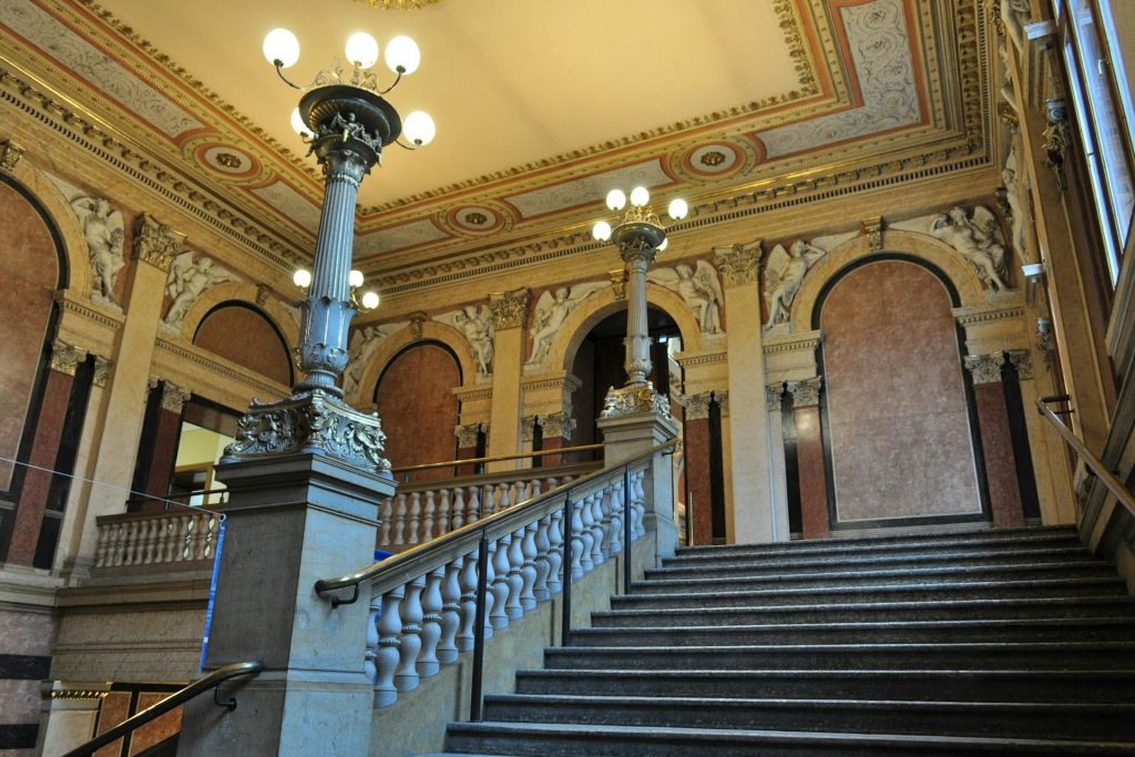 증권거래소 궁전