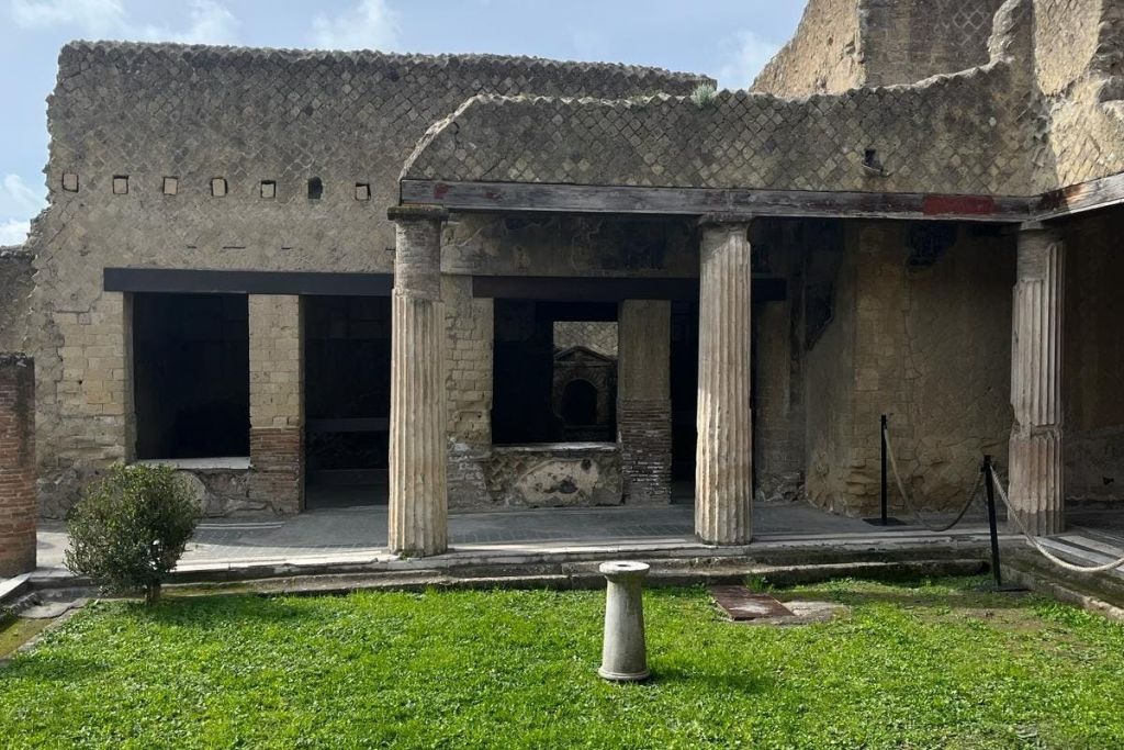 헤르쿨라네움 발굴