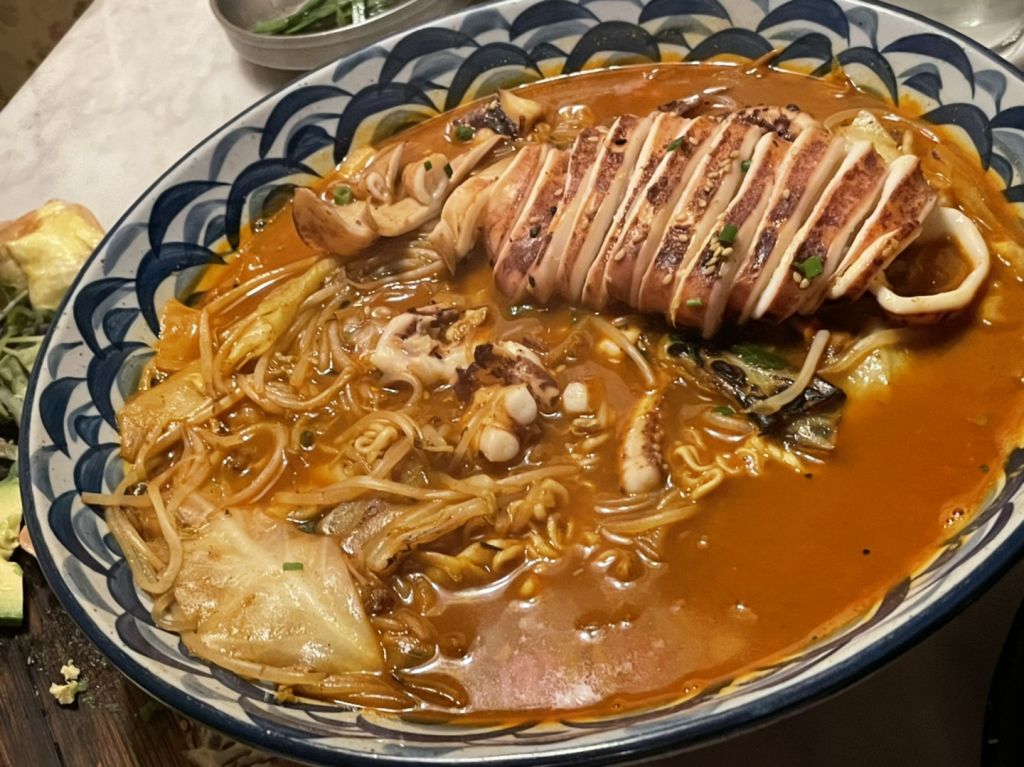 속초 백수씨 심야 식당