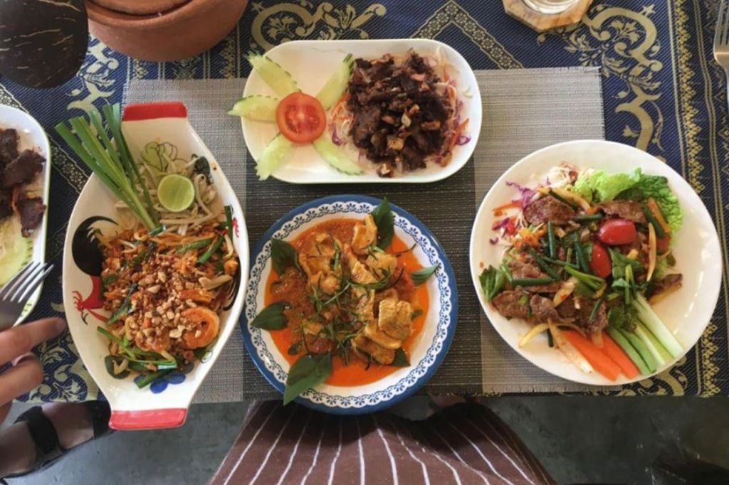 직접 만든 음식을 감상해보세요.