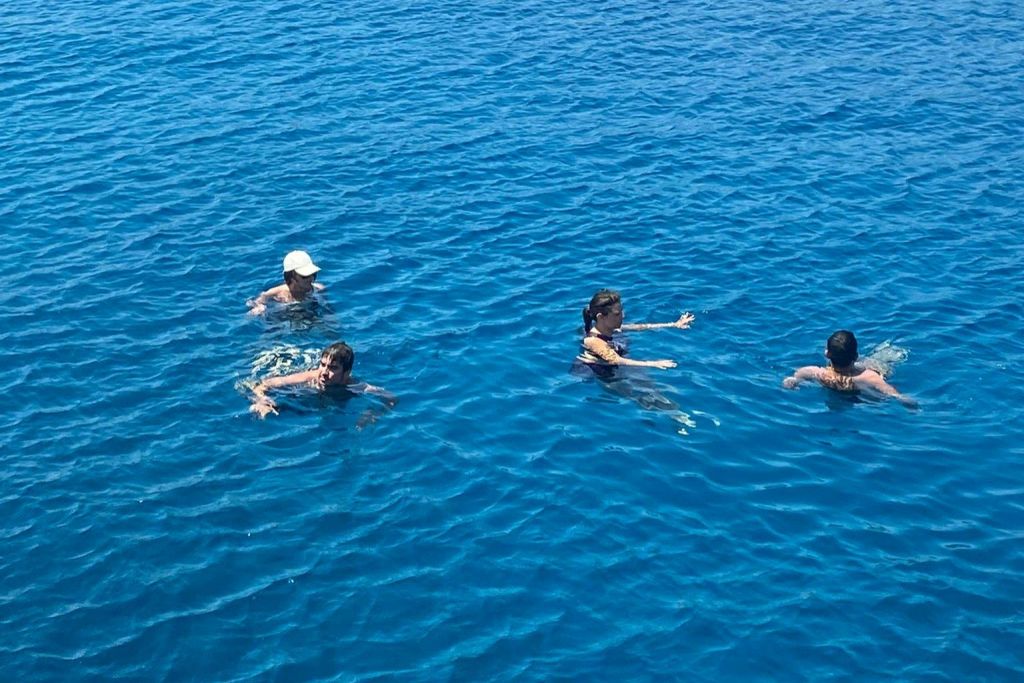 지하 보트 여행