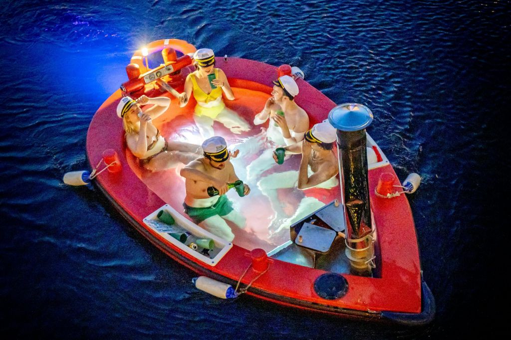 스쿠나\_온수\_욕조\_보트\_투어\_런던