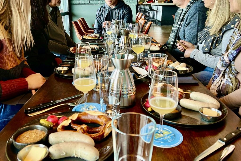 독일 전통 음식과 맥주를 맛보는 특별한 옥토버페스트 프라이빗 투어