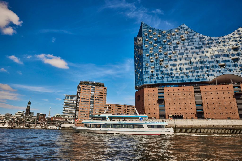 엘프필하모니를 지나 그랜드하버 투어