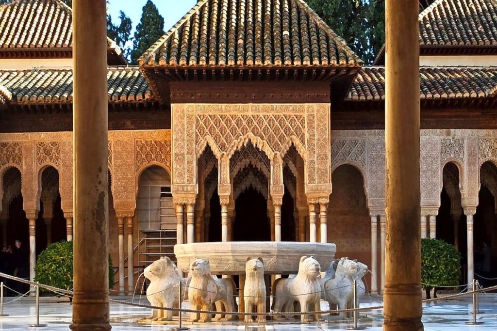 파티오 데 로스 라이온스 안뜰