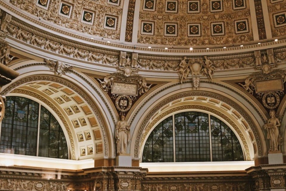 가이드와 함께하는 캐피톨힐 소그룹 도보 투어