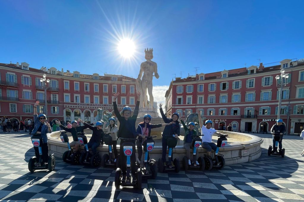 Nice 's Place Masséna 방문하기