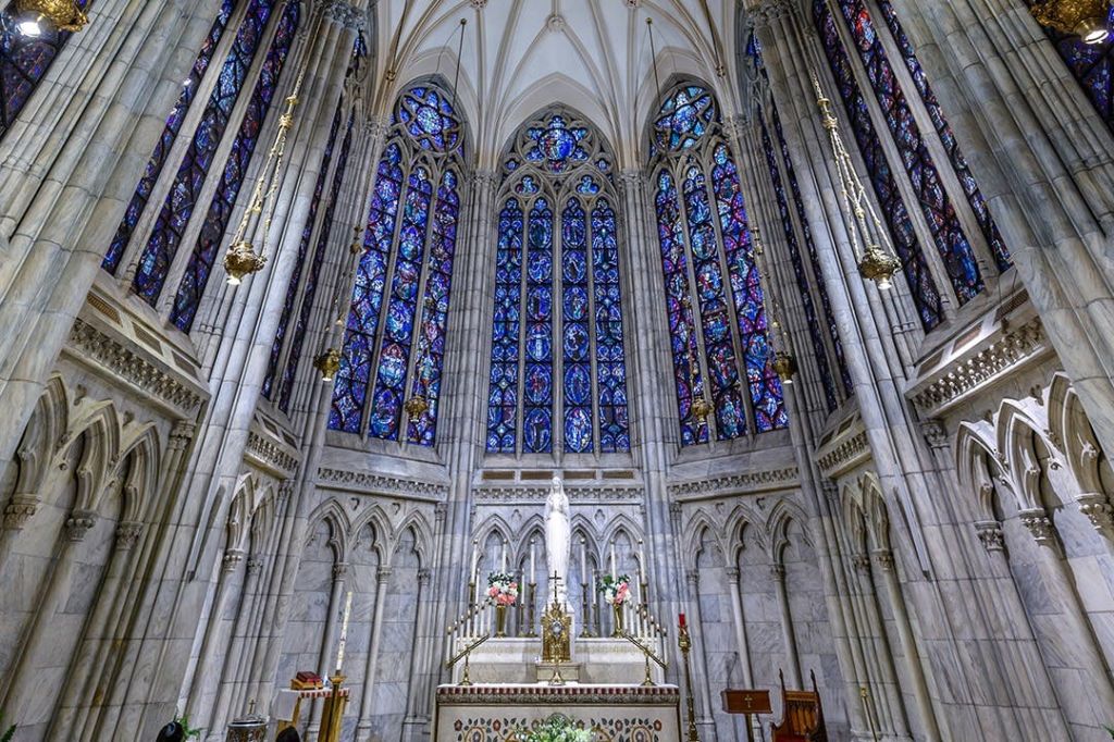 스테인드글라스 창문