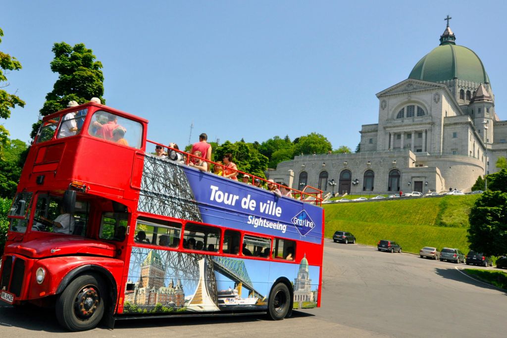 세인트조셉 오라토리 정류장 7번 더블데커 버스