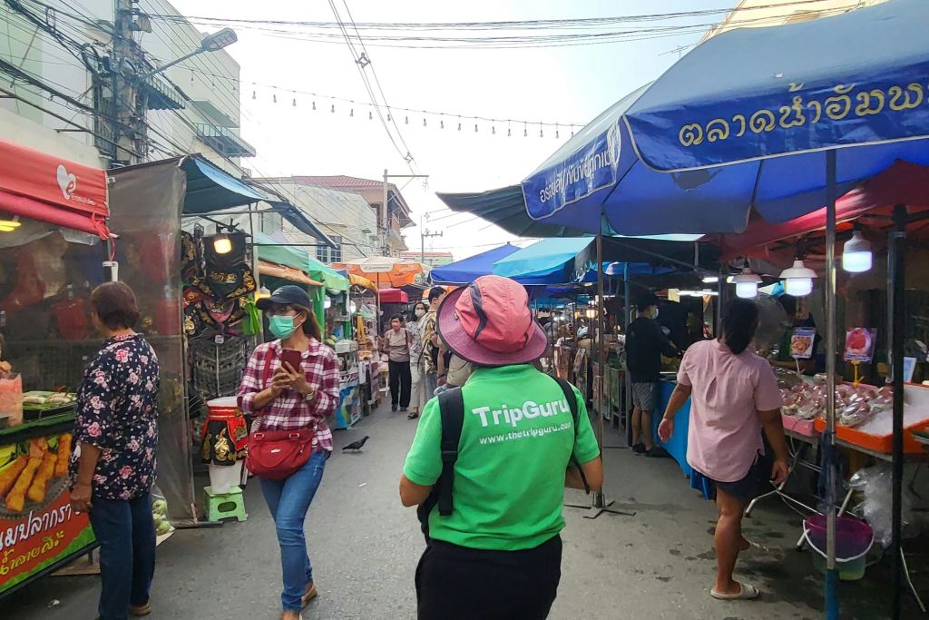가이드와 함께하는 암파와 시장 탐방