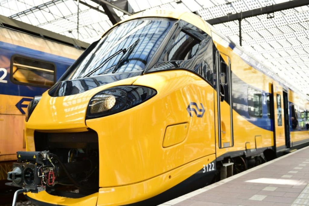 NS 열차