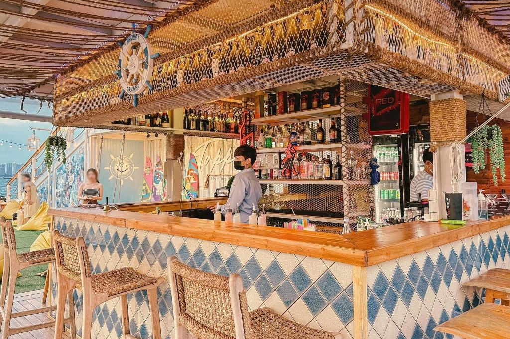 Bar at Tappia Floating Cafe