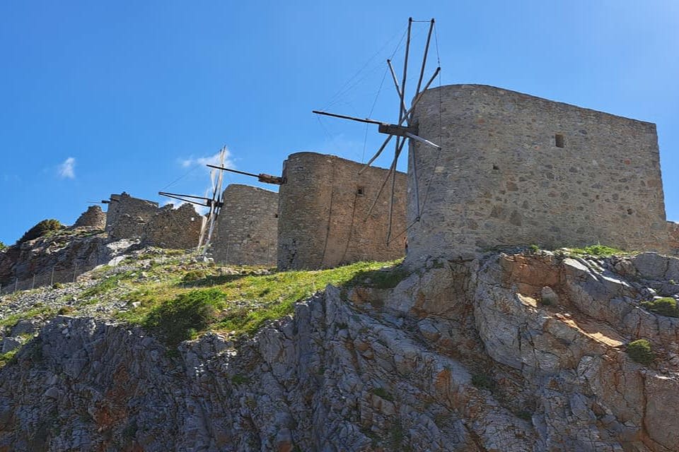 라시티 고원의 옛 풍차