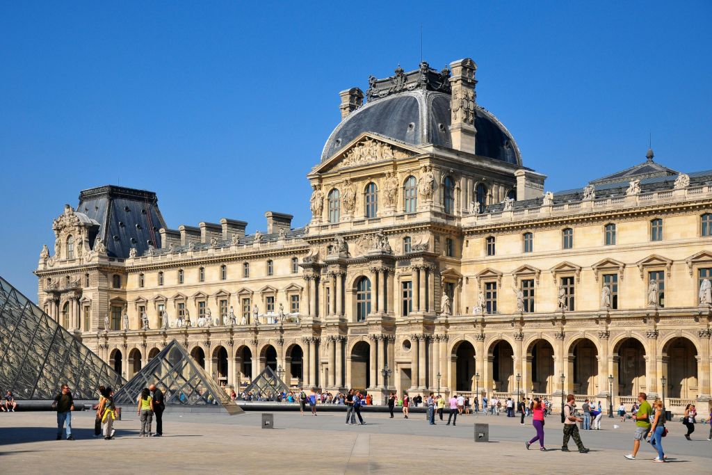 루브르 리슐리외 윙