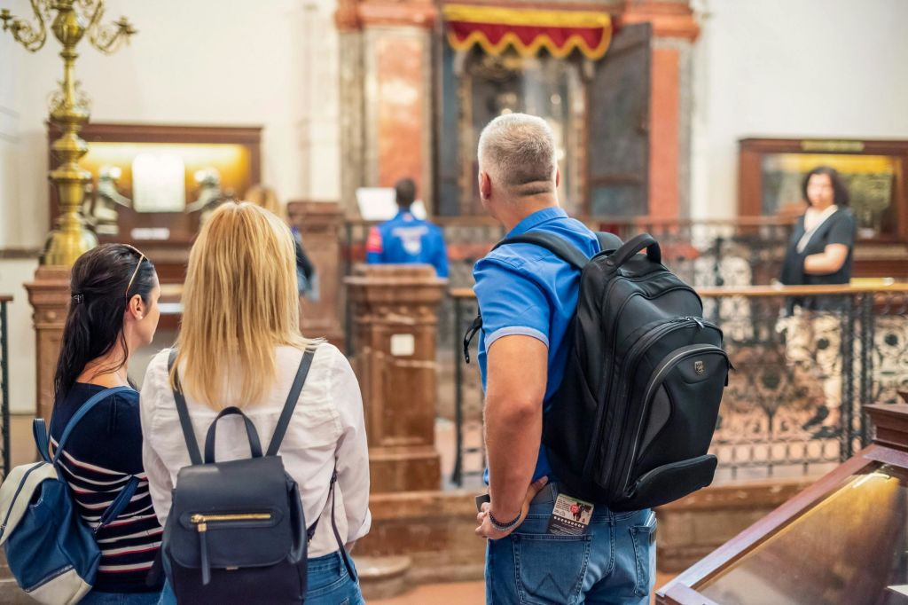 시나고그 인테리어