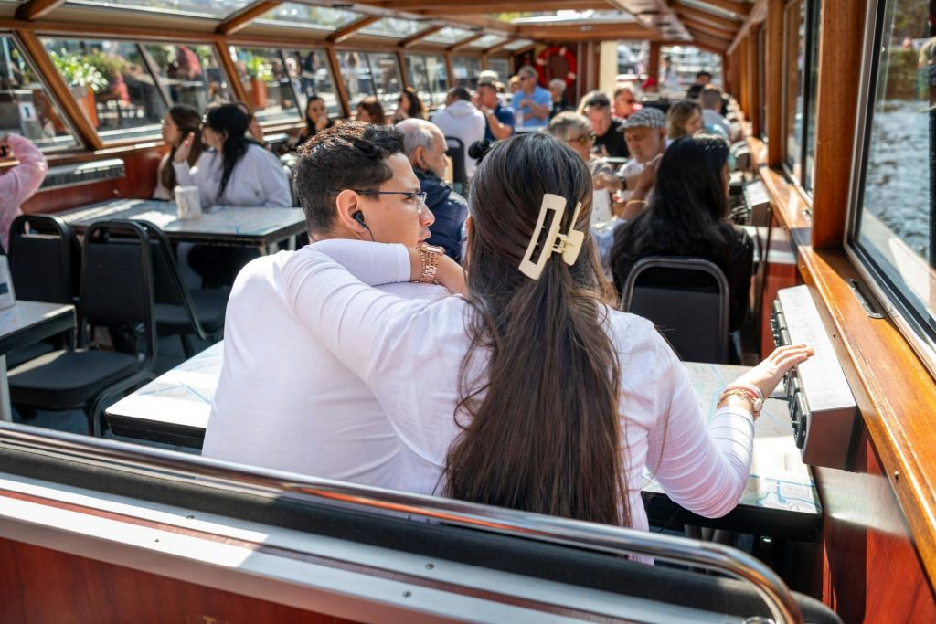 블루보트 회사와 함께하는 운하 크루즈