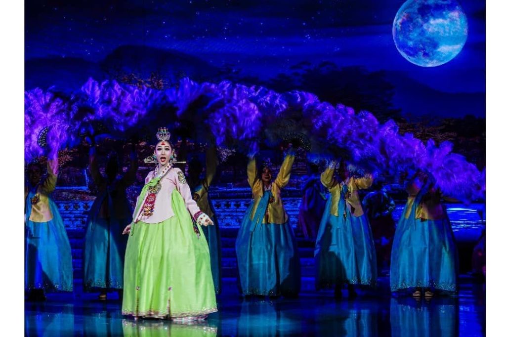 파타야 콜로세움 쇼