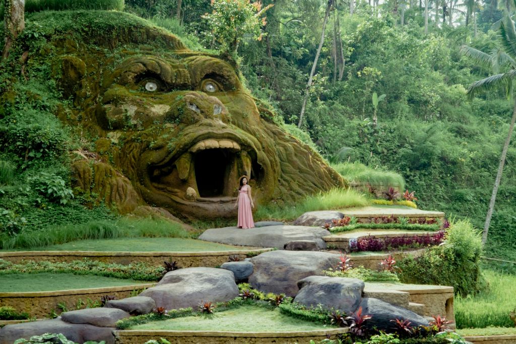 안타깝게도 테갈랄랑 우붓 발리에서 즐기는 하룸 그네 농경 투어