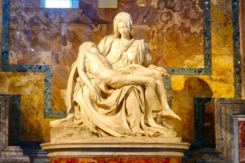 미켈란젤로의 '피에타'