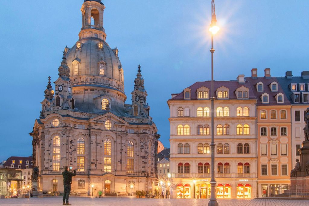 푸른 시간의 프라우엔 교향곡