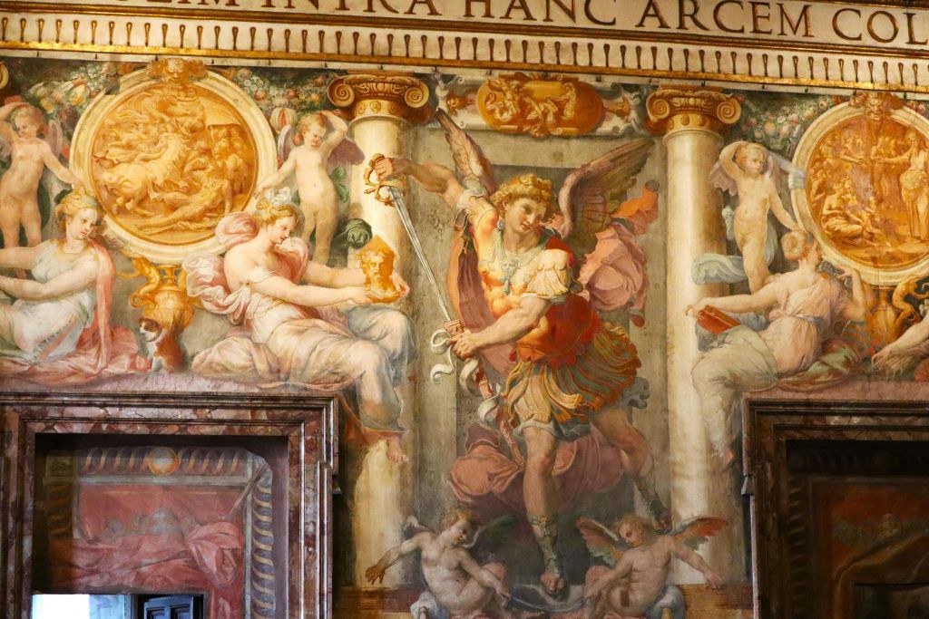 성 내부의 프레스코화