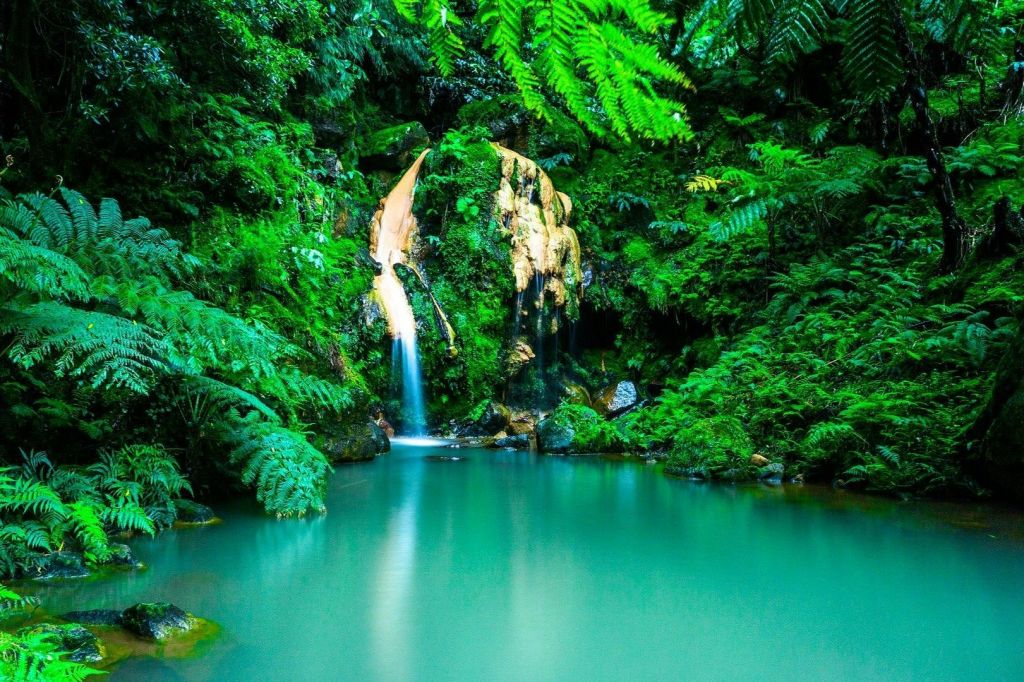 칼데이라벨라 온천