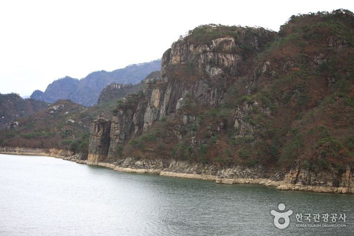 옥순봉 출렁 다리