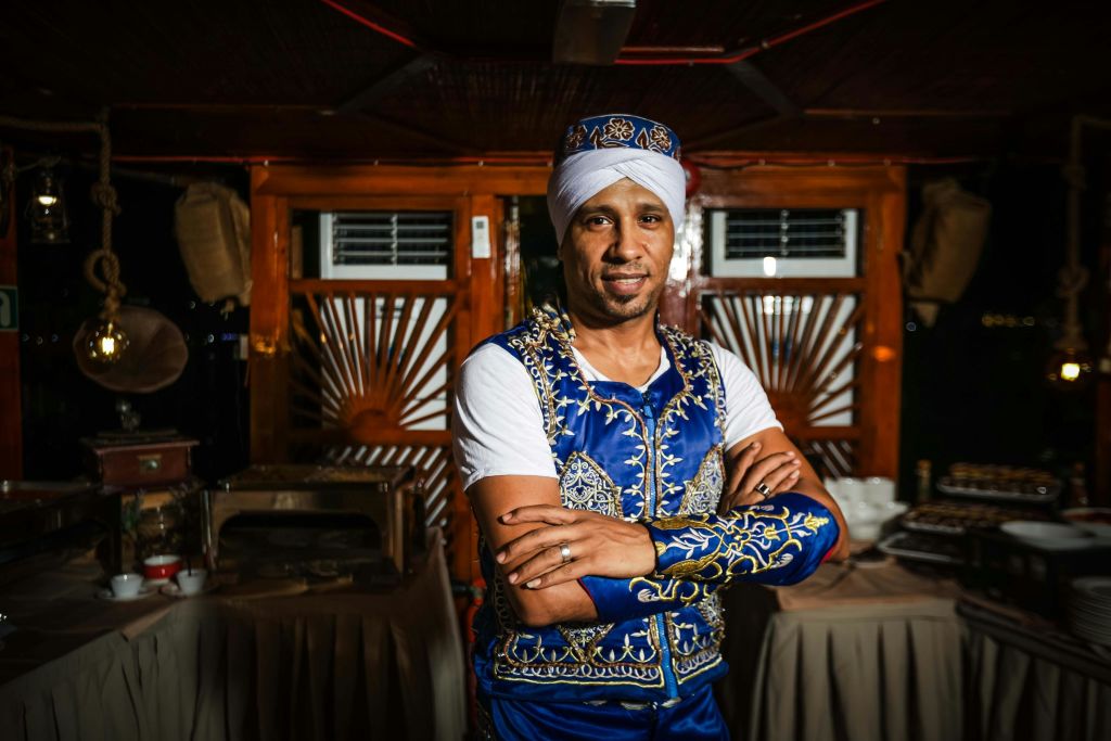 라이브 타누라 댄서