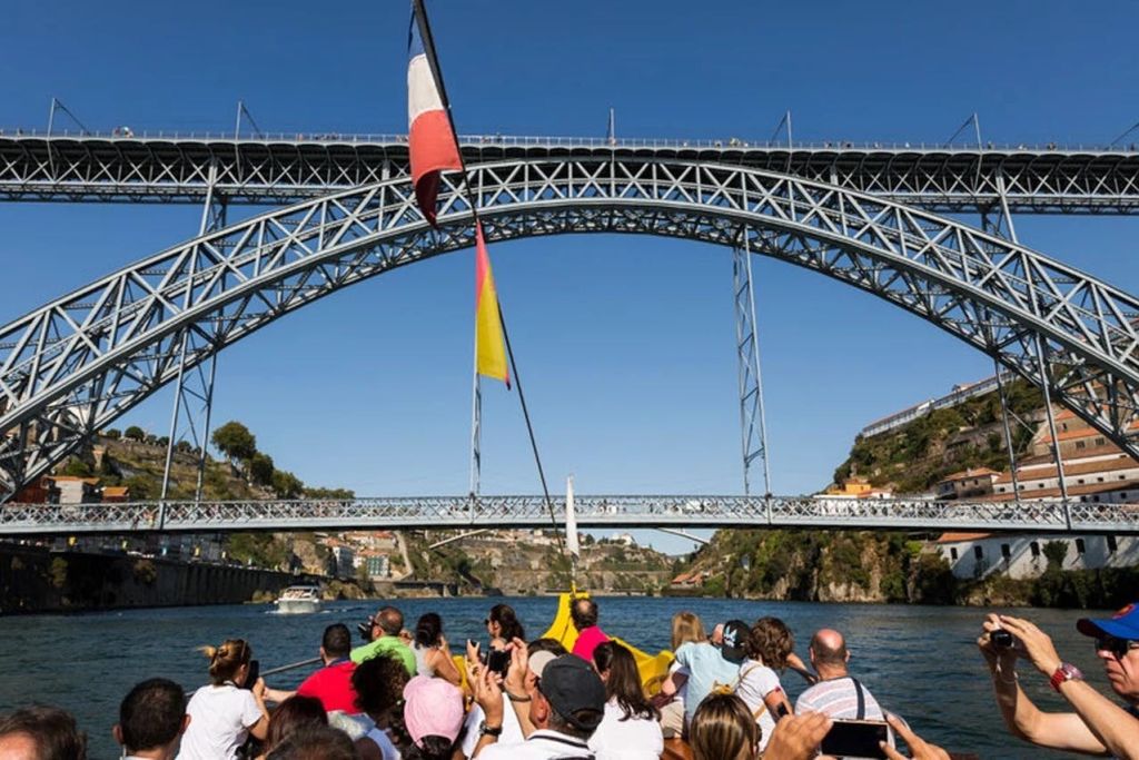 포르투 버스 & 보트 투어