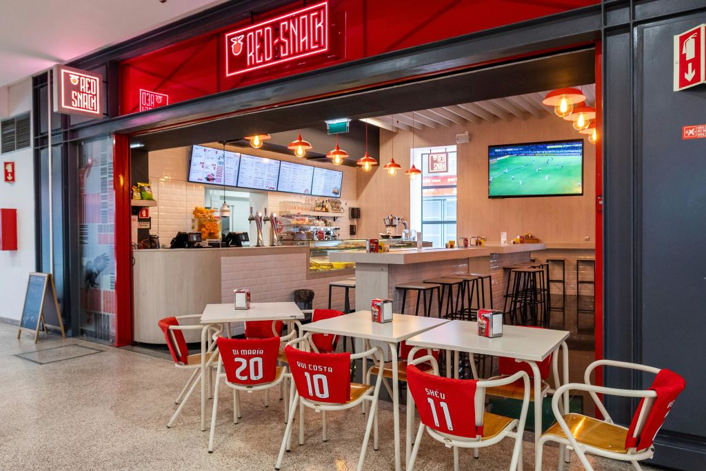 레드 스낵 카페