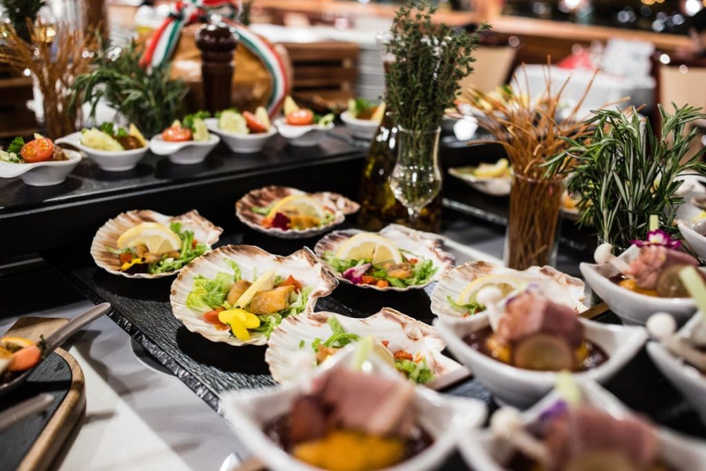 핑거 푸드 (10코스 옵션만 해당)