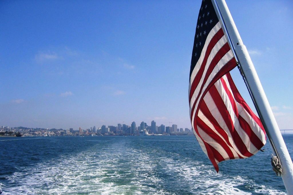 고래 관찰 크루즈