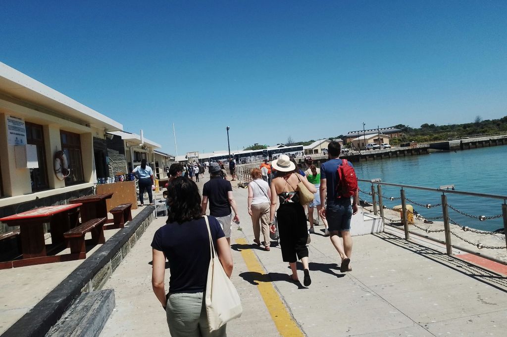 로번 아일랜드 입구