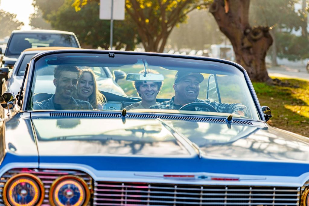 골든 아워 드라이빙 로우라이더