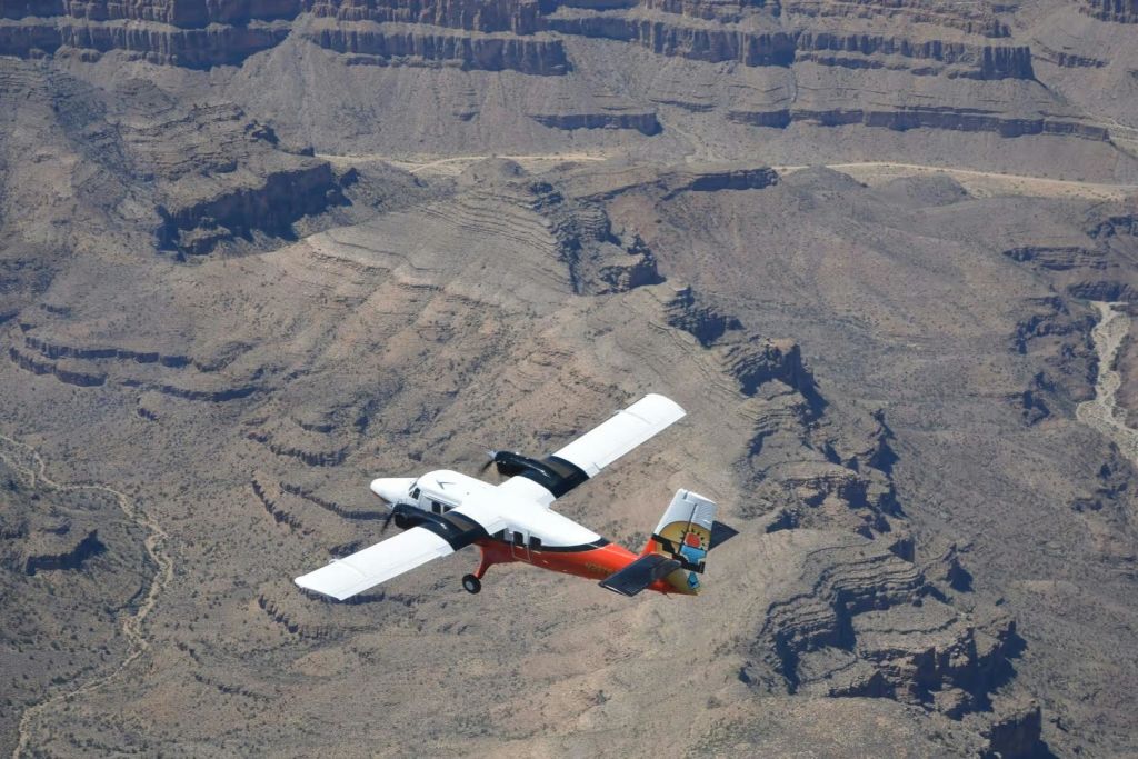 그랜드캐니언 국립공원 당일 투어 (라스베이거스 출발) (험머 투어, 헬리콥터 옵션 투어 포함)