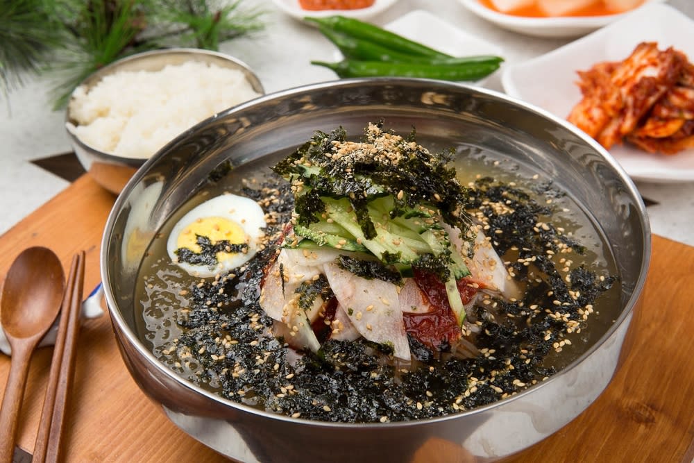 메밀 물 막국수